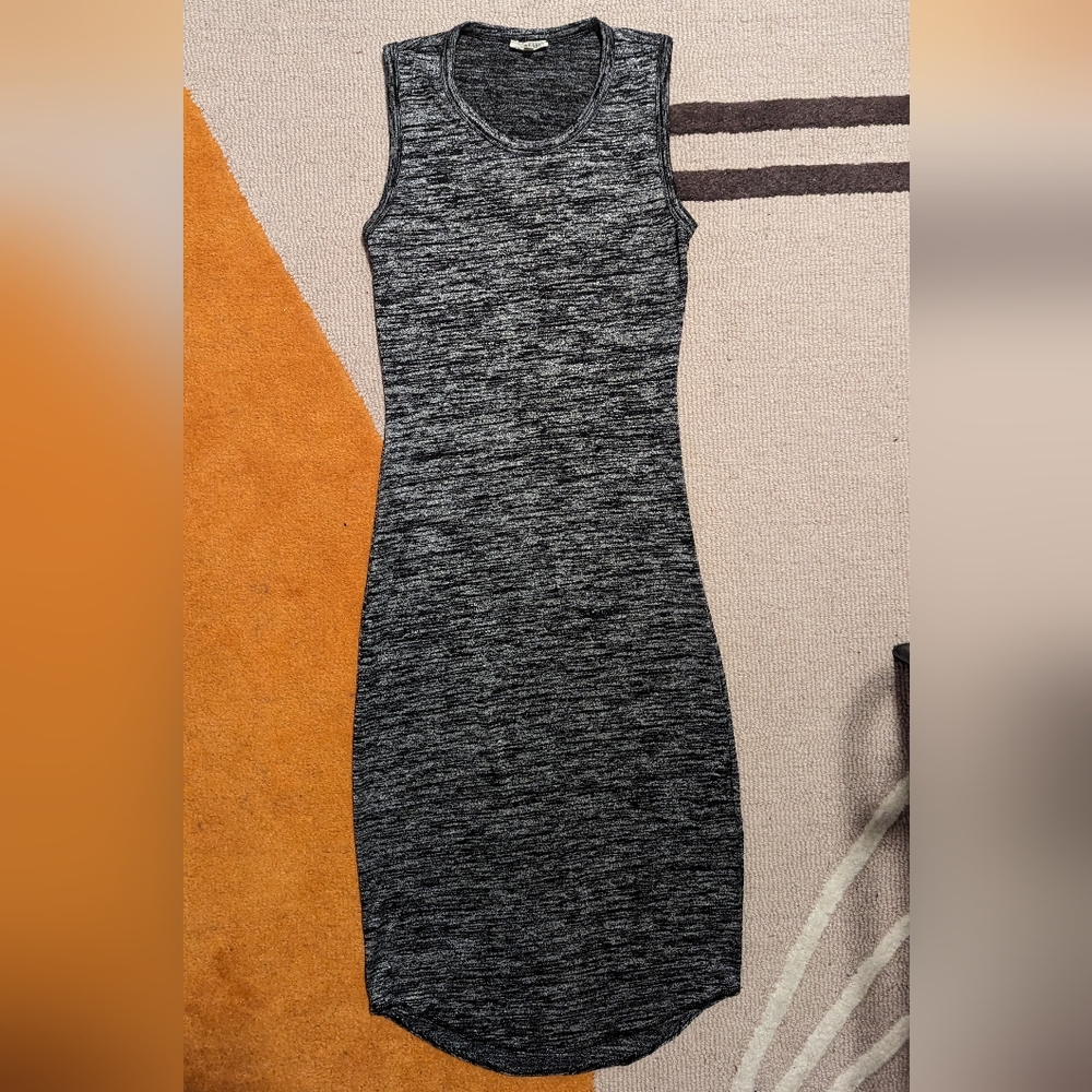 Aritzia Wilfred grey midi dress- size small